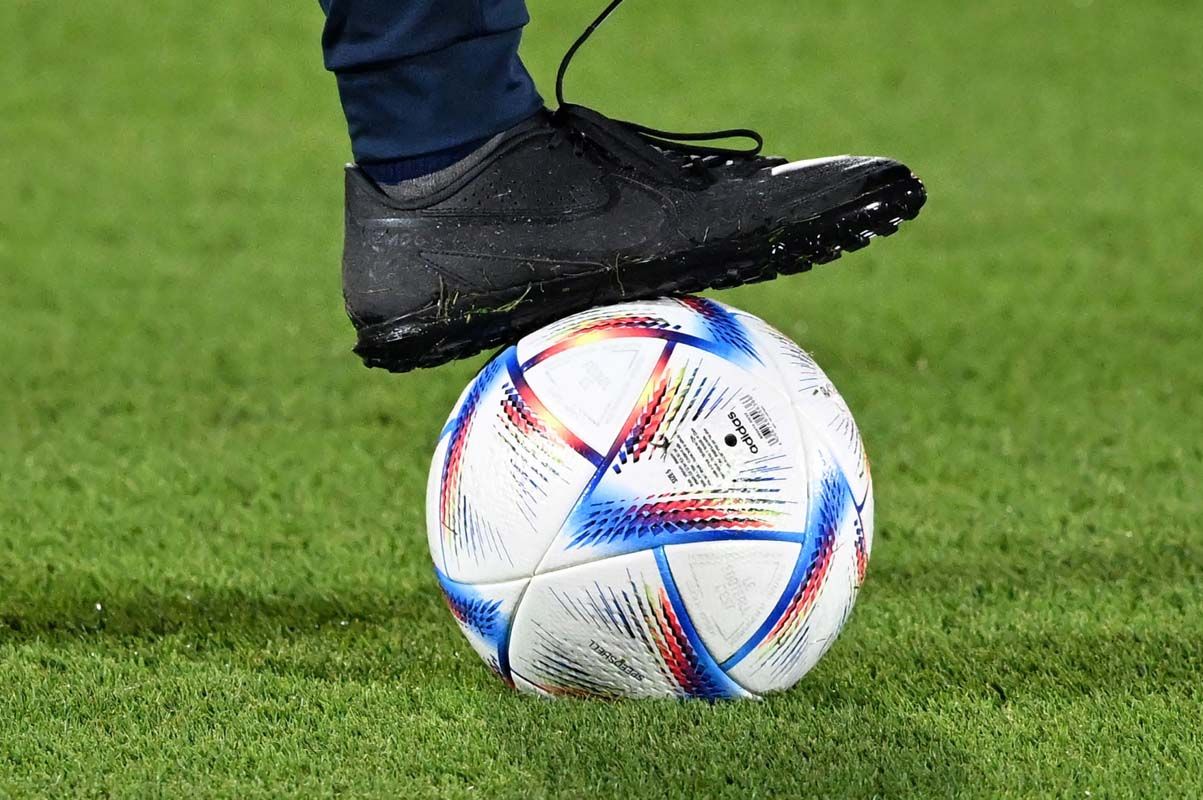 الإمارات تبلغ نصف النهائي بعد هزيمة الجزائر الإمارات تبلغ نصف النهائي بعد هزيمة الجزائر