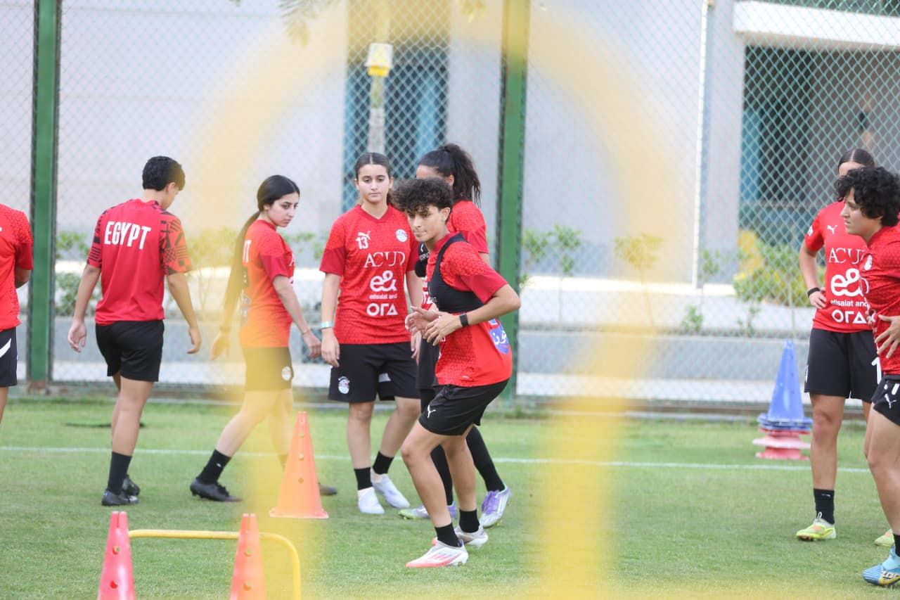 تدريب منتخب مصر للكرة النسائية (5) تدريب منتخب مصر للكرة النسائية (5)