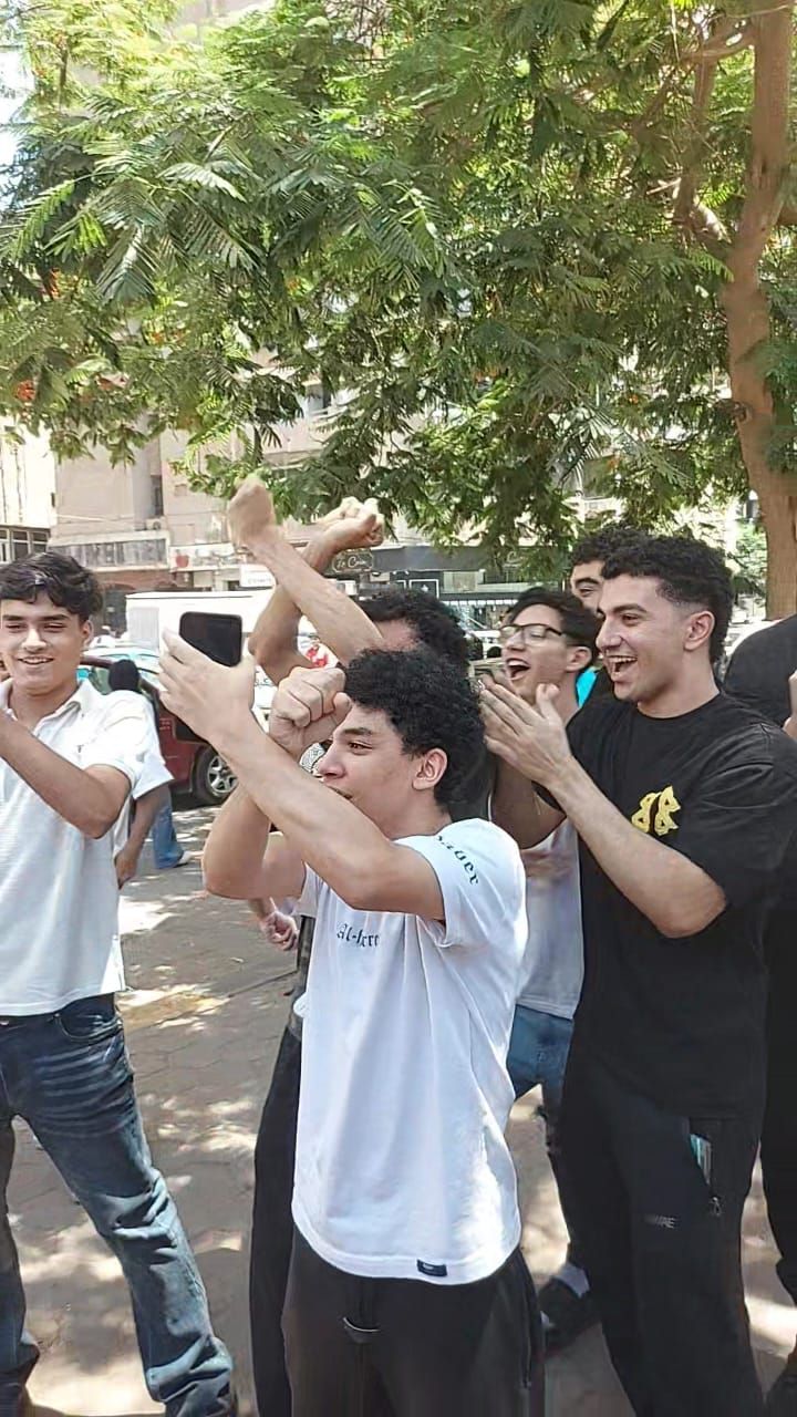 طلاب الثانوية العامة