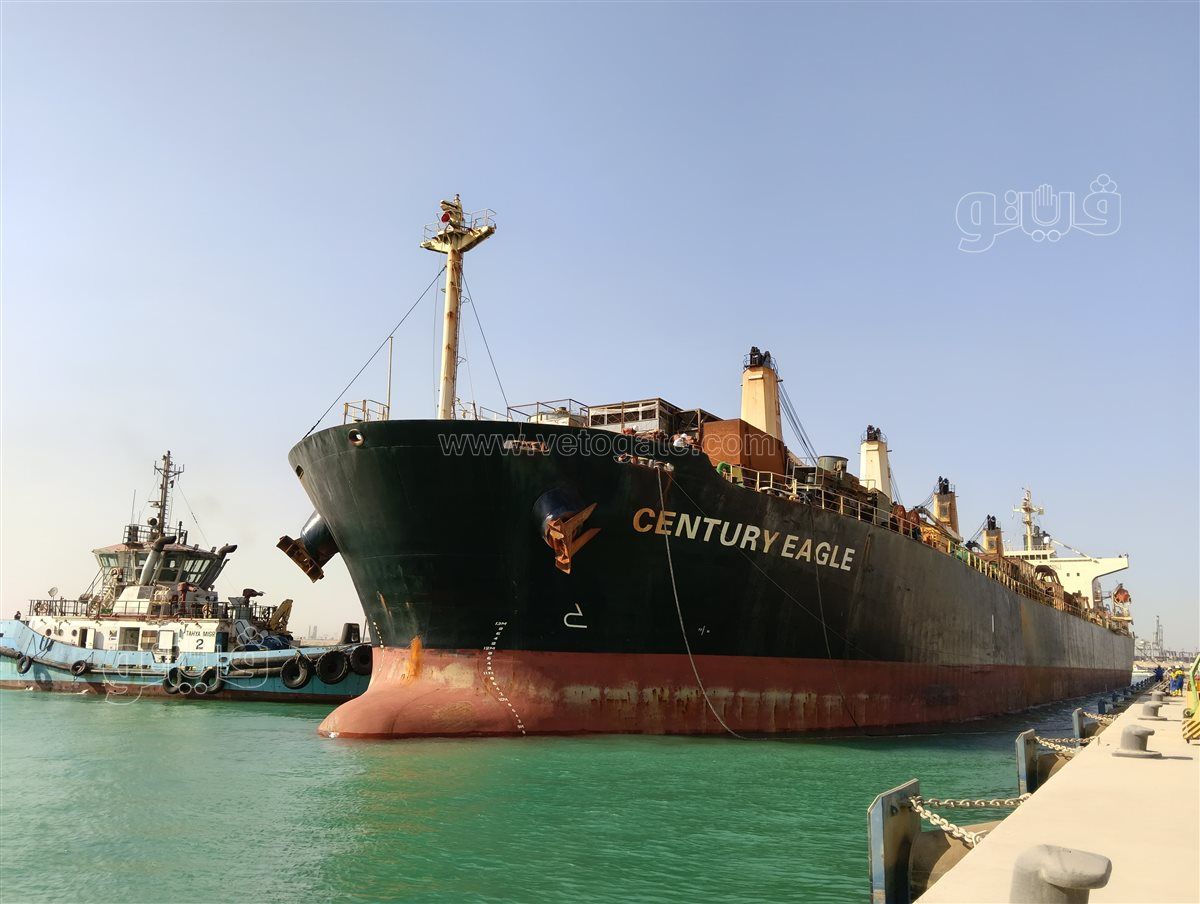 ميناء السخنة يدشن مرحلة جديدة من العمليات التجارية باستقبال السفينة CENTURY EAGLE