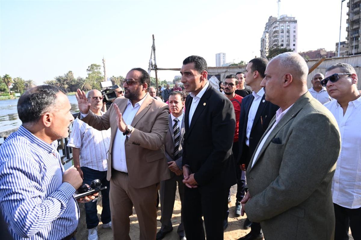 وزير الشباب والرياضة يتفقد أعمال تطوير نادى الصحفيين 