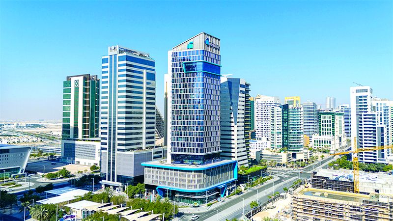 الشرق
