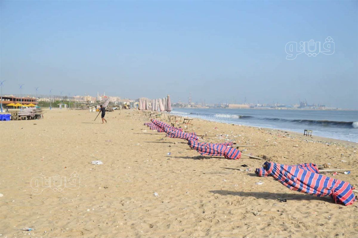 إخلاء شاطئ بورفؤاد ورفع درجة الاستعداد القصوى بسبب اضطراب البحر