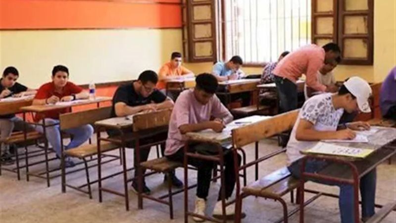 بدء امتحانات الدور