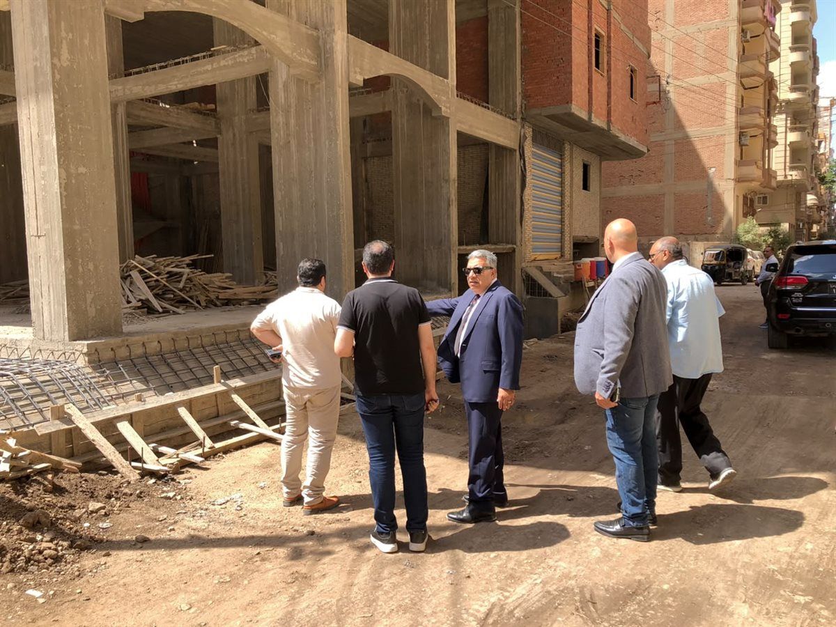 محافظ الدقهلية يتفقد شوارع طلخا ويوجه بإزالة التجاوزات