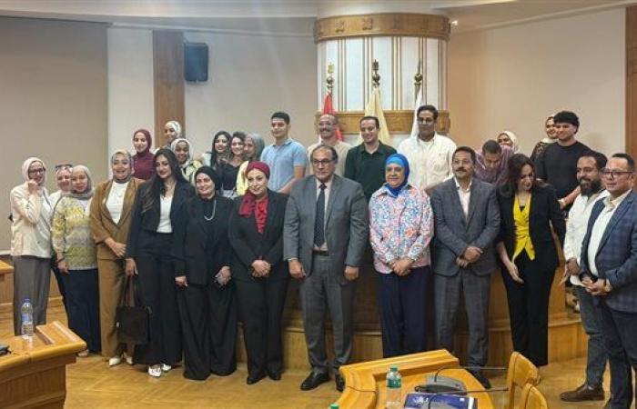 الانعزال الرقمي وصناعة الوعي، الأعلى للثقافة يناقش سبل حماية الشباب من الأفكار الهدامة