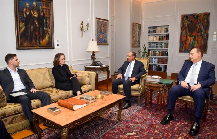 وزير الخارجية يستقبل وفد منظمة كنائس من أجل السلام في الشرق الأوسط