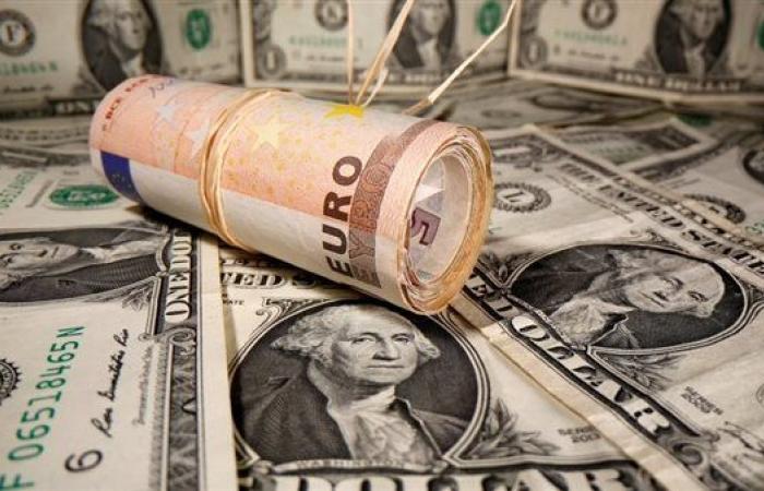 أخبار الاقتصاد اليوم: البورصة تحقق مكاسب بـ64 مليار جنيه خلال جلسة الأربعاء، مبيعات السيارات الأوروبية تتصدر المشهد، 55 جنيهًا تراجعًا في سعر جرام الذهب بالصاغة