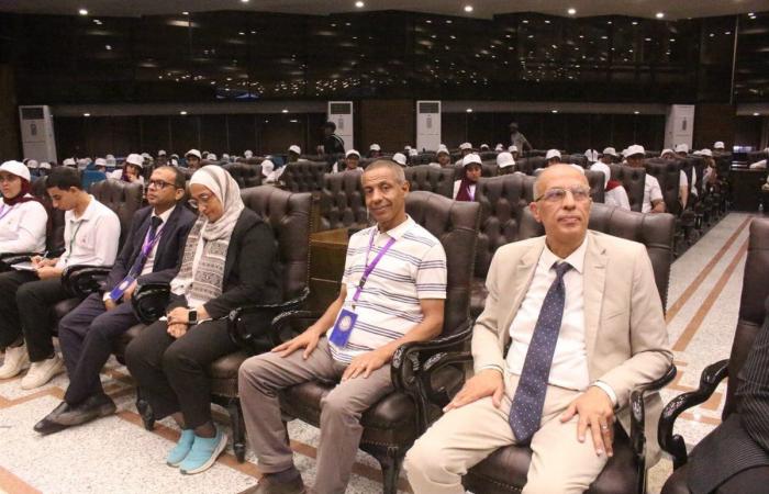 جامعة القاهرة تختتم فعاليات الفوج الرابع من معسكر قادة المستقبل بمحاضرة حول الذكاء الاصطناعي