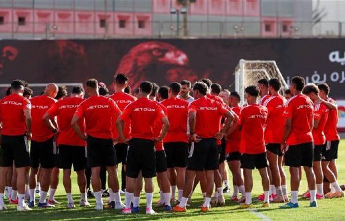 الأهلي يختتم استعداداته لمواجهة زد في الدوري الممتاز