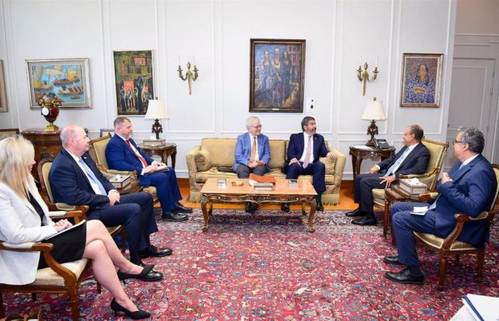وزير الخارجية يبحث مع مايكل ريجاس سبل تعزيز العلاقات المصرية الأمريكية ومستجدات الأوضاع الإقليمية