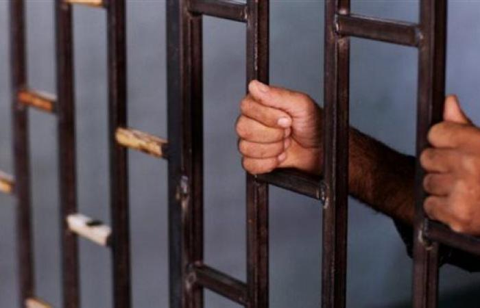 متهمة بقتل زوجها أمام النيابة: ضيق علينا وأنفق أمواله على المخدرات