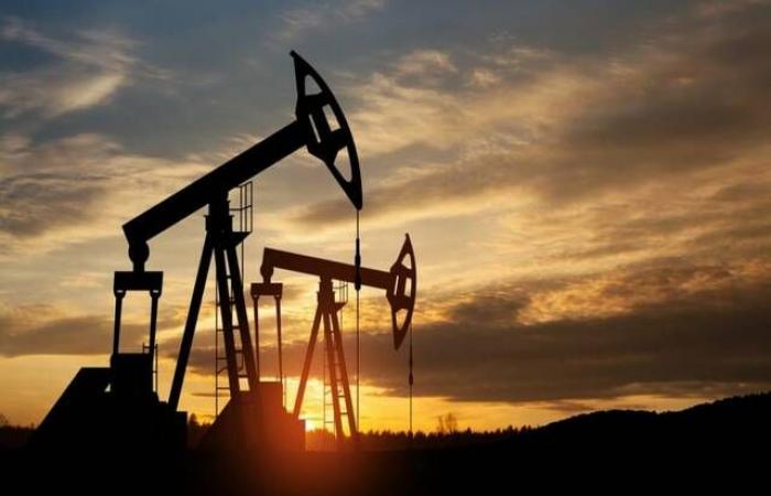 النفط يرتفع بعد رفض ترامب العودة لاتفاق وقف إطلاق النار