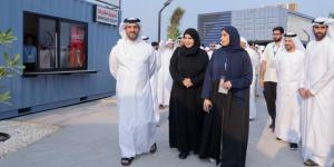 سلطان بن أحمد يتفقد معرض أكاديمية الشارقة لعلوم وتكنولوجيا الفضاء والفلك