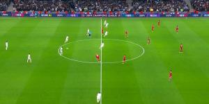 أولمبيك مارسيليا ضد ليفربول.. انطلاق الشوط الثاني من مباراة ليفربول وأولمبيك مارسيليا في دوري أبطال أوروبا