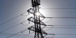 «الكهرباء»: انقطاع التيار عن أجزاء محدودة من مناطق الجهراء