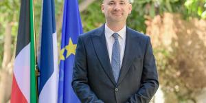 السفير الفرنسي: فتح «هرمز» بالقوة ليس خياراً واقعياً