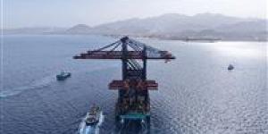 وصول أوناش عملاقة لمحطة سفاجا 2 ضمن خطة تطوير الميناء