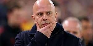 سلوت: أشعر بدعم كامل من إدارة وجماهير ليفربول