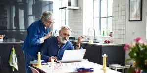 استخدام
      الإنترنت
      يخفض
      خطر
      إصابة
      كبار
      السن
      بالخرف