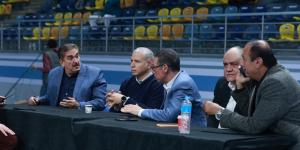 بحضور
      ياسر
      قمر
      و
      حسن
      عابد..
      الأهلي
      بطل
      كأس
      مصر
      للكرة
      الطائرة