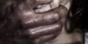 عاطل
      يوقع
      بفتاة
      الجيزة..
      علاقة
      وهمية
      تنتهي
      بفض
      غشاء
      بكارتها
      وبلاغ
      رسمي