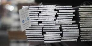 "حديد
      الرياض"
      توصي
      بتوزيع
      3.5
      مليون
      ريال
      عن
      العام
      2025