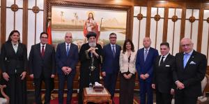 رئيس
      جامعة
      القاهرة
      يهنئ
      البابا
      تواضروس
      ويرفع
      الطوارئ
      بالمستشفيات