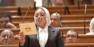 النائبة
      ريهام
      عبد
      النبي:
      الجنية
      المصري
      الأسوأ
      في
      العالم
      منذ
      بداية
      الأزمة