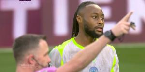 تشيلسي
      ضد
      مان
      سيتي..
      ملخص
      اهداف
      ونتيجة
      مباراة
      مانشستر
      سيتي
      ضد
      تشيلسي
      في
      الدوري
      الإنجليزي
      بعد
      مرور
      45
      دقيقة