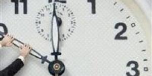 عودة
      التوقيت
      الصيفي
      2026
      في
      مصر..
      موعد
      تقديم
      الساعة
      رسميًا
      وفق
      القانون
      الجديد