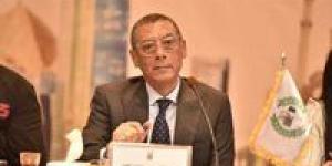 ياسر
قمر
يشيد
بدعم
جوهر
نبيل
لتطوير
اتحاد
الطائرة
والمنتخب
الوطني