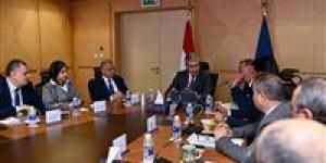 الآثار
      توافق
      على
      دراسة
      تحويل
      مبنى
      ملحق
      بالمتحف
      المصري
      الكبير
      إلى
      فندق