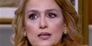 الفنانة
      سيمون
      تروي
      تفاصيل
      مأساوية
      عن
      رحيل
      والدها
      بسبب
      وجبة
      فسيخ
      ملوثة