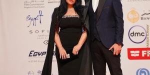 تفاجأت
      إن
      المحامية
      بتاعته
      لابسة
      لبسي..
      زوجة
      محمود
      حجازي
      تحرر
      محضر
      جديد
      ضده
      بتهمة
      تبديد
      ممتلكاتها