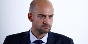 وزير
      خارجية
      فرنسا:
      على
      حزب
      الله
      تسليم
      سلاحه
      للدولة
      اللبنانية