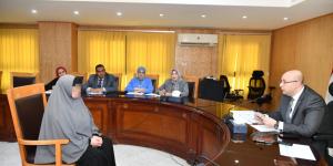 خلال
      اللقاء
      الدوري
      لخدمة
      المواطنين..
      محافظ
      الفيوم
      يوجه
      بتجهيز
      فتيات
      غير
      قادرات
      وتوفير
      فرص
      عمل
      للشباب