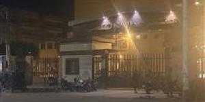 بالأسماء
      ..
      إصابة
      19
      عاملًا
      بحالة
      تسمم
      بعد
      شرب
      مياه
      ملوثة
      بمزرعة
      على
      الطريق
      الصحراوي
      بالمنيا