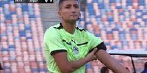 خاص
      لـ
      "تحيا
      مصر"
      الحكم
      محمد
      عبد
      العواض
      :
      حزنت
      لإصابة
      مصطفى
      الشهدي
      واعتذار
      لاعب
      الجونة
      مفاجأة