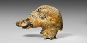 كيف
      استعادت
      مصر
      13
      قطعة
      أثرية
      نادرة
      من
      الولايات
      المتحدة؟