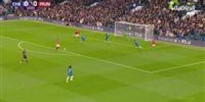 تشيلسي
      ضد
      مان
      يونايتد..
      ملخص
      اهداف
      ونتيجة
      مباراة
      تشيلسي
      ومانشستر
      يونايتد
      في
      الدوري
      الإنجليزي
      الممتاز
      بعد
      مرور
      20
      دقيقة