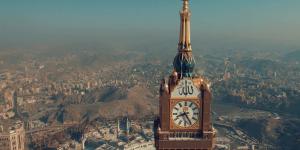 شرطة مكة المكرمة تضبط مقيماً للاحتيال بإعلانات تصاريح دخول مكة بطرق غير نظامية