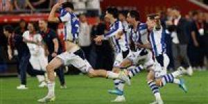 بركلات
      الترجيح..
      ريال
      سوسيداد
      بطلا
      لكأس
      ملك
      إسبانيا
      على
      حساب
      أتلتيكو
      مدريد