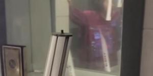 غيرت
      مسار
      نهاية
      مأساوية..
      يسري
      الفخراني
      يعلق
      على
      عودة
      شيرين
      عبد
      الوهاب