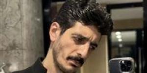 سنة
      بدلًا
      من
      سنتين..
      تخفيف
      الحكم
      على
      “شاكر
      محظور”
      في
      قضية
      المحتوى
      الخادش