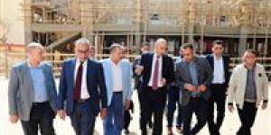 وزير
      التعليم
      يتحرك
      ميدانيًا
      لإنهاء
      الفترات
      المسائية..
      جولة
      مفاجئة
      في
      المدارس
      قبل
      العام
      الجديد