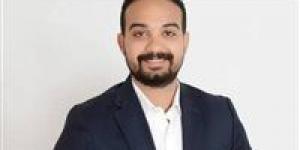 الأب
      رقم
      2..
      أمين
      الشؤون
      البرلمانية
      بحزب
      الحرية
      المصري
      يقترح
      كشفًا
      نفسيًا
      سنويًا
      للحاضن
      لحماية
      الأطفال