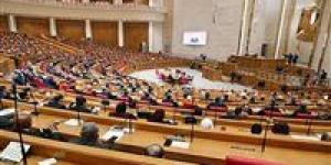 الحبس
      والغرامة..
      عقوبات
      رادعة
      حال
      إيواء
      الأجانب
      بغير
      إخطار
      وفقا
      للقانون