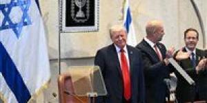 ترامب:
      إسرائيل
      حليف
      عظيم
      لنا
      سواء
      أحبها
      الناس
      أم
      لا