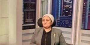 النائبة
      سناء
      السعيد
      ":
      نحتاج
      قانوناً
      متوازناً
      للأحوال
      الشخصية..
      والأم
      هي
      الأجدر
      برعاية
      الطفل
      غريزياً